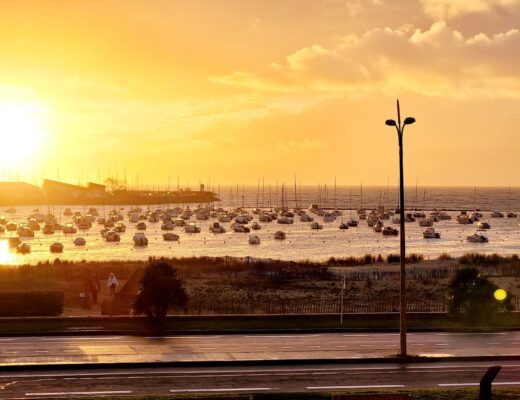 location_saisonniere_pornichet_port_marche_balcon