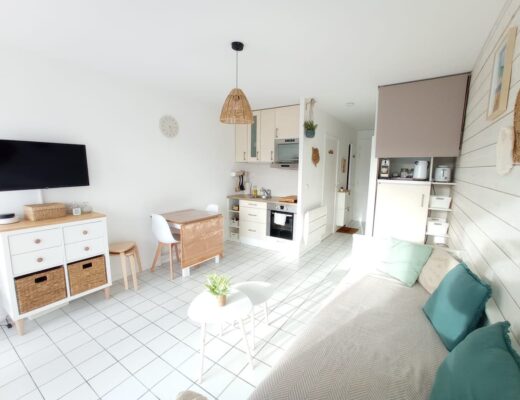 Appartement en rez-de-jardin. Lumineux, équipé et moderne pour une location de vacances proches de Guérande Pornichet La Baule